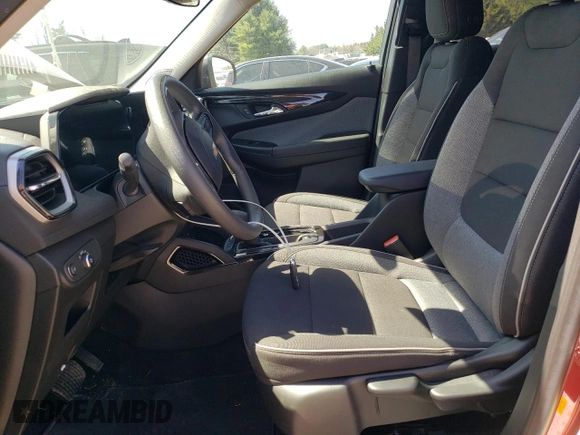 2024 Chevrolet TrailBlazer LS with VIN KL79MNSLXRB134481, listed as a Copart auction lot 53286015 with 13,839 mi miles and Salvage Title. Bid and sale history available at DreamBid. Image 7.