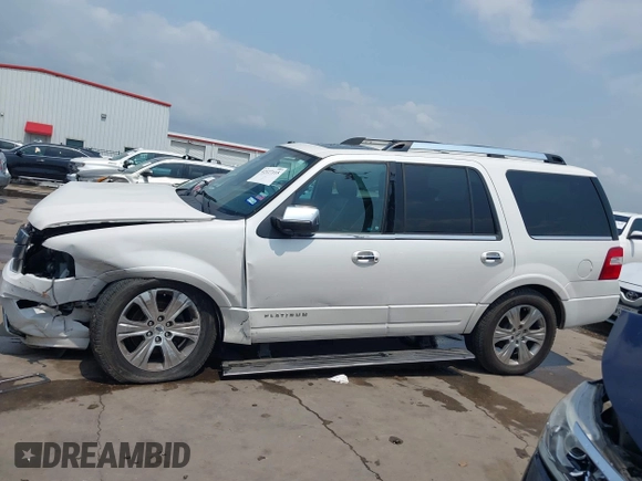 2015 Ford Expedition Platinum z VIN 1FMJU1LT8FEF18854, wystawiony jako IAAI lot #42127115 z przebiegiem 178 647 mil mil oraz . Historia ofert i sprzedaży dostępna na DreamBid. Obrazek 14.