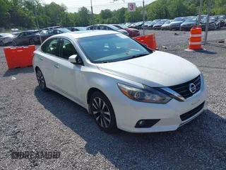 2016 Nissan Altima SR with VIN 1N4AL3APXGC263779, listed as a IAAI auction lot 42356375 with 172,380 mi miles and . Bid and sale history available at DreamBid. Image 1.