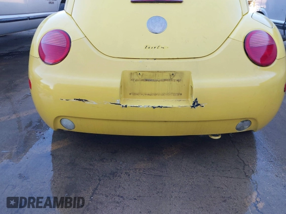 2002 Volkswagen Beetle GLS with VIN 3VWCD21C82M449347, listed as a IAAI auction lot 39378845 with 155,038 mi miles and . Bid and sale history available at DreamBid. Image 6.