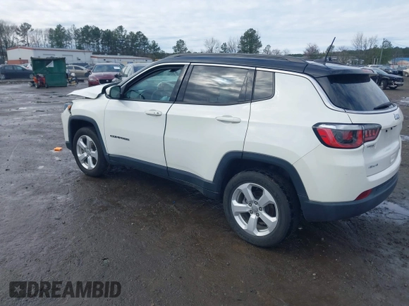 2019 Jeep Compass Latitude with VIN 3C4NJDBB1KT761196, listed as a IAAI auction lot 41812230 with 51,268 mi miles. Bid and sale history available at carsss.com. Image 3.