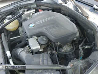 2015 BMW 5 Series 528i xDrive с VIN WBA5A7C51FD621135, выставлен на аукционе IAAI как лот 43023433 с пробегом 178 471 миль миль и . История ставок и продаж доступна на DreamBid. Изображение 19.