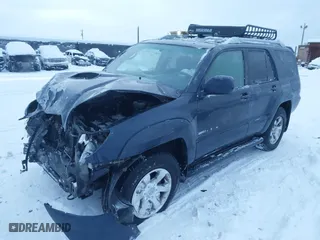 2004 Toyota 4Runner SR5 with VIN JTEBU14R448025269, listed as a IAAI auction lot 41200493 with 211,139 mi miles. Bid and sale history available at carsss.com. Image 17.
