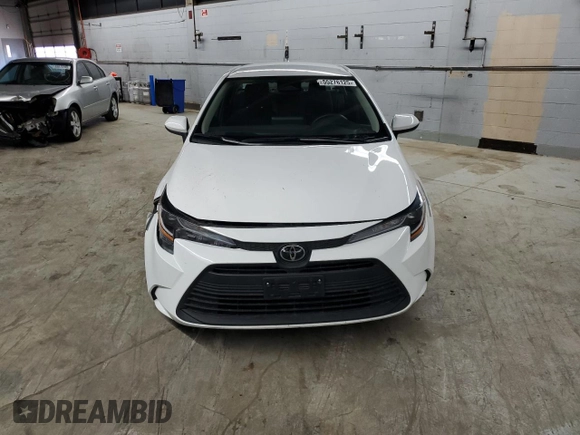 2024 Toyota Corolla LE with VIN 5YFB4MDE5RP162199, listed as a Copart auction lot 55276125 with 22,440 mi miles and Clean Title. Bid and sale history available at DreamBid. Image 5.