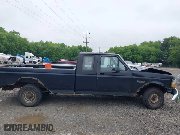 1997 Ford F-250 with VIN 1FTHX25H5VEC68464, listed as a IAAI auction lot 42365298 with 137,859 mi miles and . Bid and sale history available at DreamBid. Image 14.
