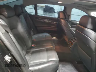 2010 BMW 7 Series 750Li xDrive z VIN WBAKC8C52AC431331, wystawiony jako Copart lot #58871485 z przebiegiem 146 970 mil mil oraz Czysty tytuł • Clean title. Historia ofert i sprzedaży dostępna na DreamBid. Obrazek 10.