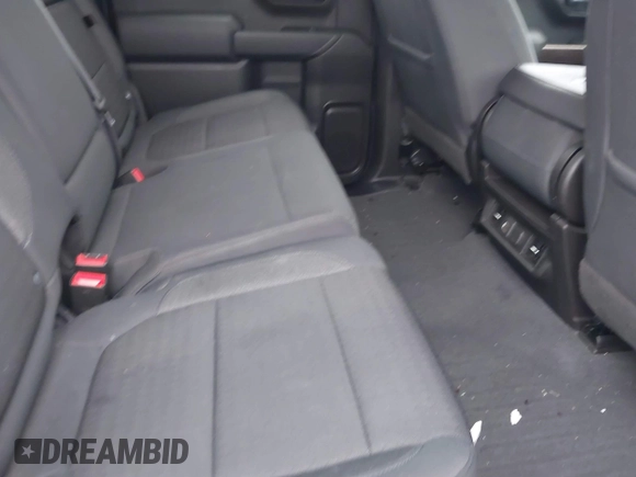 2019 Chevrolet Silverado 1500 LT with VIN 3GCUWCED5KG204899, listed as a IAAI auction lot 41435580 with 50,011 mi miles and . Bid and sale history available at DreamBid. Image 8.