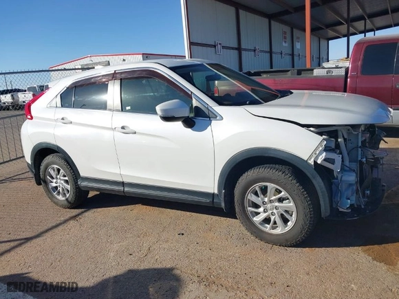 2018 Mitsubishi Eclipse Cross ES with VIN JA4AT3AA0JZ050876, listed as a IAAI auction lot 41407284 with 62,928 mi miles. Bid and sale history available at carsss.com. Image 14.
