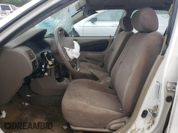 2000 Chevrolet Prizm z VIN 1Y1SK5281YZ415530, wystawiony jako Copart lot #60704824 z przebiegiem Nie podano mil oraz Szkody całkowita. Historia ofert i sprzedaży dostępna na DreamBid. Obrazek 7.