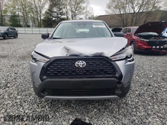 2024 Toyota Corolla Cross L z VIN 7MUAAAAG7RV091416, wystawiony jako Copart lot #55642145 z przebiegiem 8 722 mil mil oraz Szkoda całkowita • Salvage title. Historia ofert i sprzedaży dostępna na DreamBid. Obrazek 5.