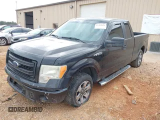 2013 Ford F-150 XL with VIN 1FTFX1CF9DKG19444, listed as a IAAI auction lot 41460656 with 186,309 mi miles. Bid and sale history available at carsss.com. Image 17.