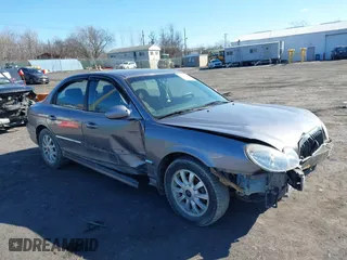 2005 Hyundai Sonata GLS with VIN KMHWF35H35A119750, listed as a IAAI auction lot 41687575 with 146,419 mi miles. Bid and sale history available at carsss.com. Image 1.