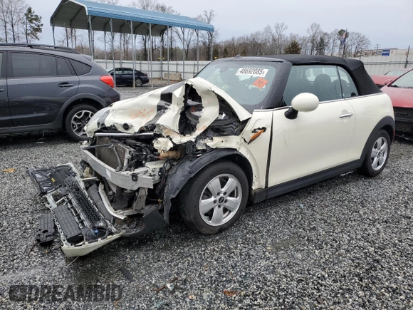 2019 MINI Convertible Cooper z VIN WMWWG5C54K3F79764, wystawiony jako Copart lot #48692085 z przebiegiem 94 211 mil mil oraz Szkoda całkowita • Salvage title. Historia ofert i sprzedaży dostępna na DreamBid. Obrazek 1.