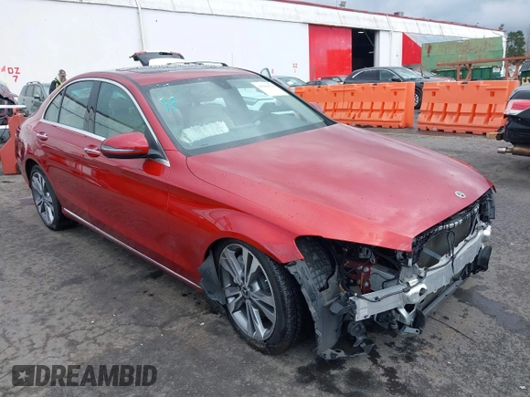 2021 Mercedes-Benz C 300 z VIN W1KWF8EB5MR622425, wystawiony jako IAAI lot #41664023 z przebiegiem 21 961 mil mil oraz . Historia ofert i sprzedaży dostępna na DreamBid. Obrazek 6.