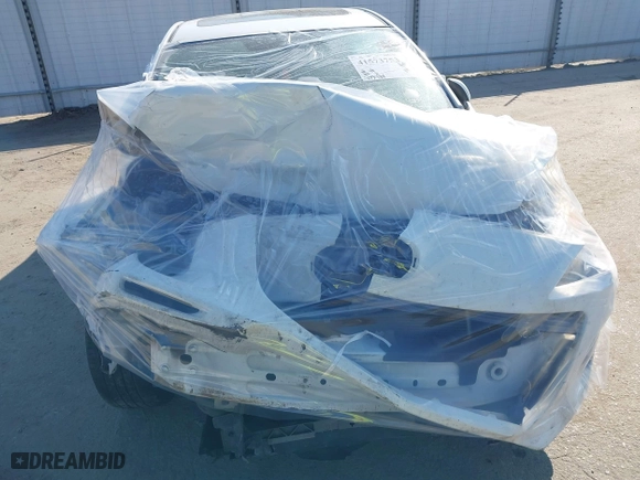 2013 Mazda Mazda3 i Grand Touring with VIN JM1BL1WP3D1783731, listed as a IAAI auction lot 41573753 with 253,424 mi miles. Bid and sale history available at carsss.com. Image 6.