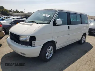 2003 Volkswagen EuroVan MV with VIN WV2MB47033H038192, listed as a Copart auction lot 67783954 with 176,595 mi miles and Salvage Title. Bid and sale history available at DreamBid. Image 1.