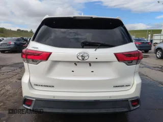 2018 Toyota Highlander Limited with VIN 5TDDZRFH5JS830030, listed as a Copart auction lot 60102625 with 106,589 mi miles and Salvage title. Bid and sale history available at DreamBid. Image 6.