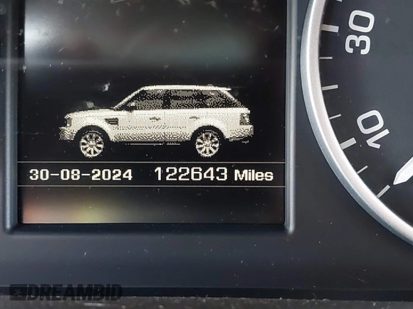 2012 Land Rover Range Rover Sport SC with VIN SALSH2E49CA720591, listed as a IAAI auction lot 40217754 with 122,643 mi miles. Bid and sale history available at carsss.com. Image 15.