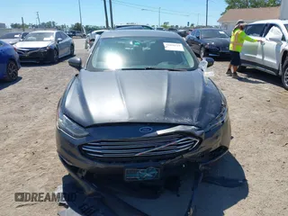 2018 Ford Fusion Hybrid S with VIN 3FA6P0UU3JR122443, listed as a IAAI auction lot 41898129 with 119,873 mi miles. Bid and sale history available at carsss.com. Image 11.