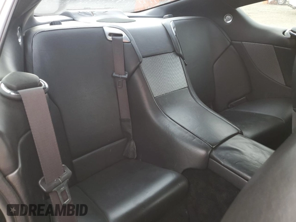2005 Aston Martin DB9 z VIN SCFAD01A05GA01135, wystawiony jako Copart lot #47689715 z przebiegiem Nie podano mil oraz Tytuł czysty. Historia ofert i sprzedaży dostępna na DreamBid. Obrazek 10.