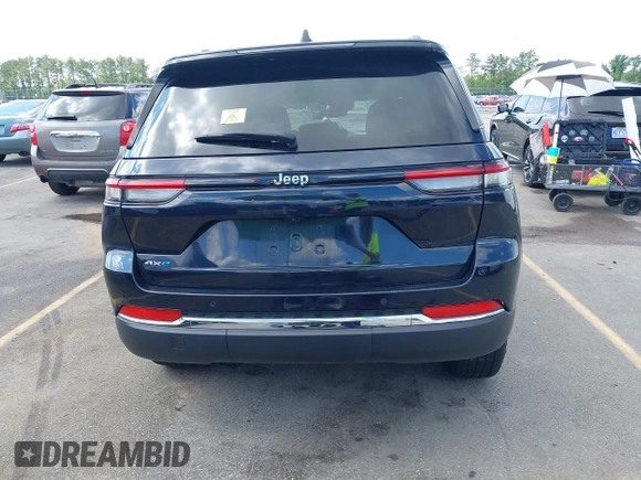 2024 Jeep Grand Cherokee with VIN 1C4RJYB63RC710199, listed as a IAAI auction lot 42484237 with 45,318 mi miles and . Bid and sale history available at DreamBid. Image 16.