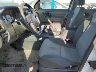 2006 Ford Escape XLS with VIN 1FMYU02Z76KC14463, listed as a Copart auction lot 75658534 with 215,627 mi miles and Clean Title. Bid and sale history available at carsss.com. Image 7.