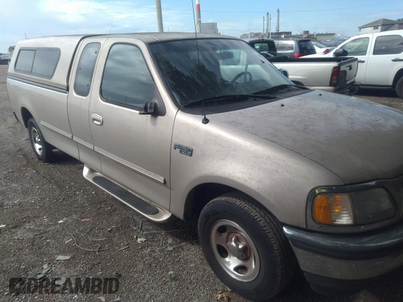 1997 Ford F-150 with VIN 1FTDX17W6VKB77743, listed as a IAAI auction lot 42633936 with 111,152 mi miles and . Bid and sale history available at DreamBid. Image 1.