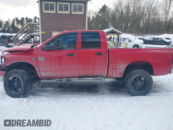 2007 Dodge 2500 SLT z VIN 1D7KS28D57J536040, wystawiony jako IAAI lot #41519226 z przebiegiem 109 034 mil mil oraz . Historia ofert i sprzedaży dostępna na DreamBid. Obrazek 14.
