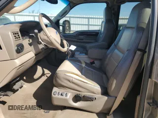 2004 Ford Excursion Eddie Bauer with VIN 1FMSU45P44EB40602, listed as a Copart auction lot 51536395 with 188,417 mi miles and Clean Title. Bid and sale history available at DreamBid. Image 7.