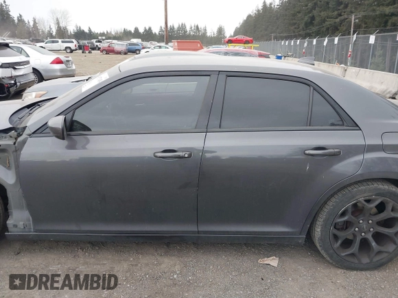 2019 Chrysler 300 S with VIN 2C3CCABG8KH601034, listed as a IAAI auction lot 41571454 with 104,632 mi miles and . Bid and sale history available at DreamBid. Image 15.