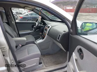 2008 Chevrolet Equinox LT with VIN 2CNDL43F886077794, listed as a IAAI auction lot 41846352 with 148,000 mi miles. Bid and sale history available at carsss.com. Image 5.