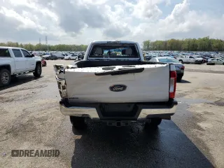 2018 Ford Super Duty F-250 SRW XL with VIN 1FT7W2BT2JEC56242, listed as a Copart auction lot 51100435 with 203,831 mi miles and Salvage Title. Bid and sale history available at carsss.com. Image 6.