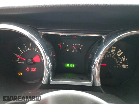 2007 Ford Mustang GT Deluxe with VIN 1ZVHT82H075304239, listed as a Copart auction lot 82001084 with 135,108 mi miles and Non repairable. Bid and sale history available at DreamBid. Image 9.
