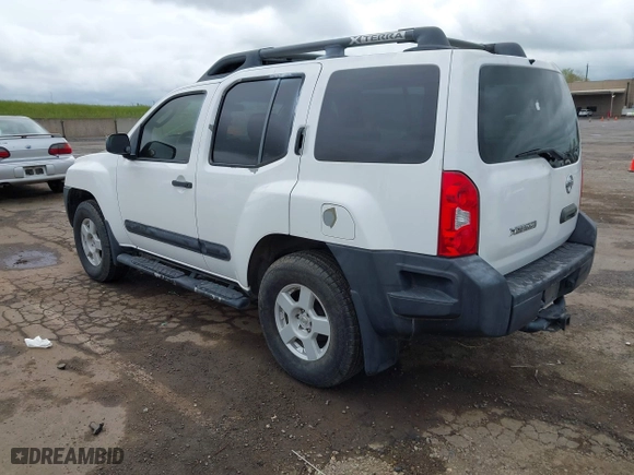 2006 Nissan Xterra X with VIN 5N1AN08W16C507894, listed as a IAAI auction lot 41985270 with 172,333 mi miles. Bid and sale history available at carsss.com. Image 3.