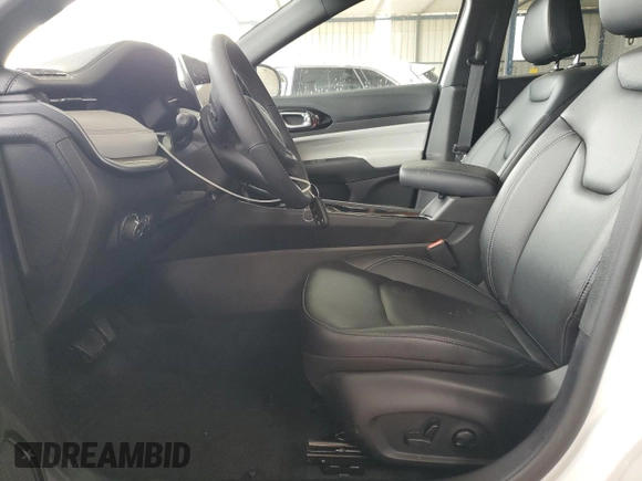 2025 Jeep Compass Limited with VIN 3C4NJDCN0ST593611, listed as a Copart auction lot 62149605 with 1,765 mi miles and Clean title. Bid and sale history available at DreamBid. Image 7.