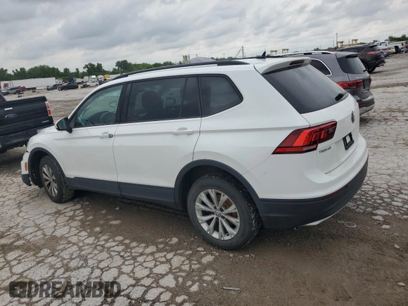 2020 Volkswagen Tiguan S with VIN 3VV1B7AXXLM100189, listed as a Copart auction lot 58539845 with 39,153 mi miles and Salvage title. Bid and sale history available at DreamBid. Image 2.