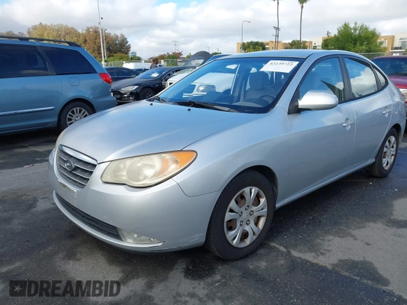 2009 Hyundai Elantra SE z VIN KMHDU46D89U711633, wystawiony jako IAAI lot #42239722 z przebiegiem 156 270 mil mil oraz . Historia ofert i sprzedaży dostępna na DreamBid. Obrazek 17.