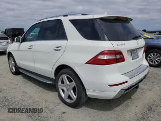 2013 Mercedes-Benz M 550 with VIN 4JGDA7DB9DA184708, listed as a Copart auction lot 53168655 with 99,068 mi miles and Salvage title. Bid and sale history available at DreamBid. Image 2.