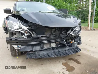 2017 Nissan Sentra SR z VIN 3N1AB7AP1HY263704, wystawiony jako IAAI lot #42253663 z przebiegiem 110 074 mil mil oraz . Historia ofert i sprzedaży dostępna na DreamBid. Obrazek 6.