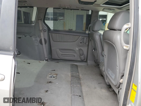 2004 Toyota Sienna XLE with VIN 5TDBA22C04S001029, listed as a Copart auction lot 48892065 with 149,968 mi miles and Salvage Title. Bid and sale history available at carsss.com. Image 11.