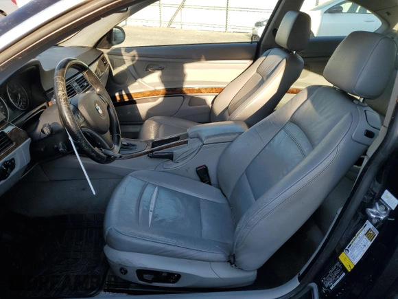 2007 BMW 3 Series 328xi with VIN WBAWC33557PD07501, listed as a Copart auction lot 88300785 with 139,389 mi miles and Salvage Title. Bid and sale history available at DreamBid. Image 7.