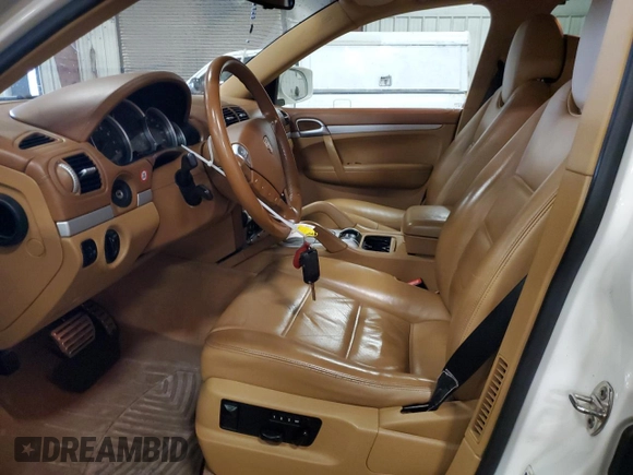 2008 Porsche Cayenne S z VIN WP1AB29P18LA43653, wystawiony jako Copart lot #53705815 z przebiegiem 172 697 mil mil oraz Tytuł czysty. Historia ofert i sprzedaży dostępna na DreamBid. Obrazek 7.