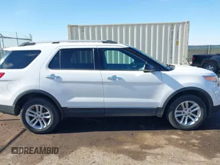 2013 Ford Explorer XLT z VIN 1FM5K8D86DGA27808, wystawiony jako IAAI lot #40752304 z przebiegiem 202 025 mil mil oraz . Historia ofert i sprzedaży dostępna na DreamBid. Obrazek 13.