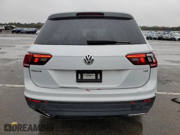 2018 Volkswagen Tiguan S with VIN 3VV1B7AX7JM072106, listed as a Copart auction lot 48373464 with 83,482 mi miles and Salvage title. Bid and sale history available at DreamBid. Image 6.