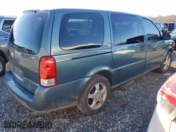 2007 Chevrolet Uplander LS Fleet with VIN 1GNDV23157D110801, listed as a Copart auction lot 84065354 with 199,166 mi miles and Salvage Title. Bid and sale history available at carsss.com. Image 3.