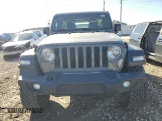 2018 Jeep Wrangler Unlimited Sport S with VIN 1C4HJXDG7JW298738, listed as a Copart auction lot 49312355 with 69,983 mi miles and Salvage title. Bid and sale history available at DreamBid. Image 5.