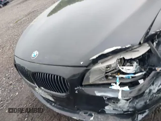 2010 BMW 7 Series 750Li xDrive z VIN WBAKC8C54AC430391, wystawiony jako IAAI lot #42199335 z przebiegiem Nie podano mil oraz . Historia ofert i sprzedaży dostępna na DreamBid. Obrazek 10.