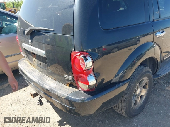 2005 Dodge Durango Limited with VIN 1D8HB58D55F509489, listed as a IAAI auction lot 42132823 with 162,155 mi miles and . Bid and sale history available at DreamBid. Image 6.