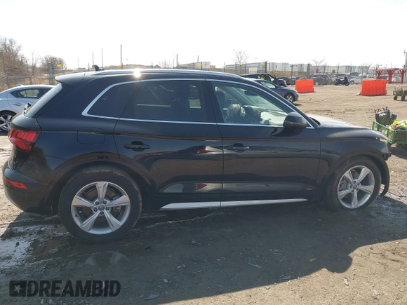 2020 Audi Q5 Premium with VIN WA1ANAFY3L2082513, listed as a IAAI auction lot 41912993 with 7,958 mi miles. Bid and sale history available at carsss.com. Image 14.