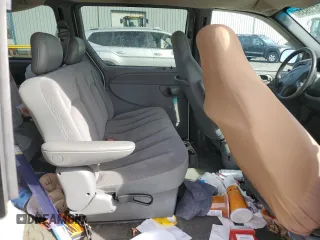 2004 Dodge Caravan SE with VIN 1D4GP24R74B526184, listed as a Copart auction lot 50618935 with 216,592 mi miles and Salvage Title. Bid and sale history available at carsss.com. Image 11.